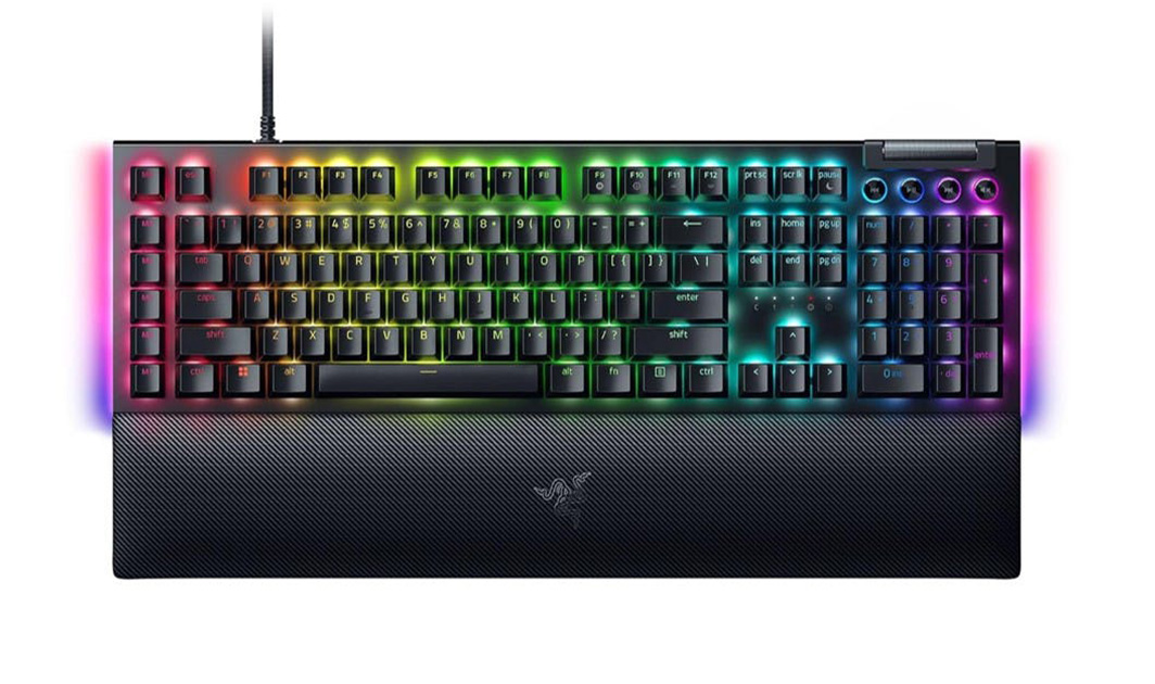 Razer BlackWidow V4 كيبورد مع اضاءة كروما 
